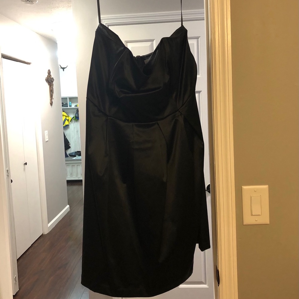 Black Strapless Cocktail dress